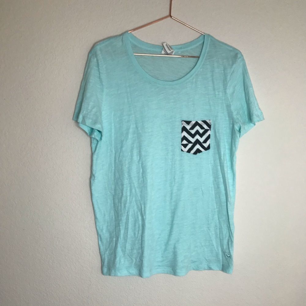 Victoria Secret pink‎ aqua blue with pocket tee